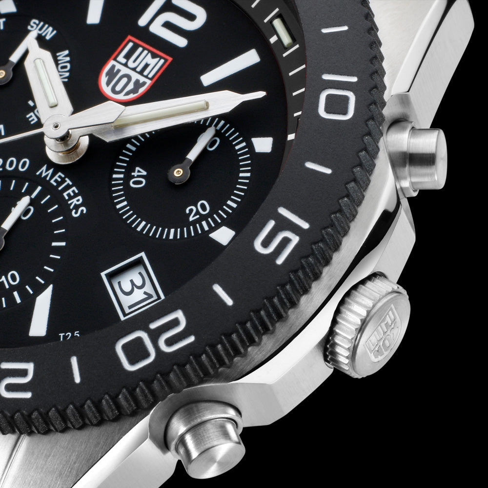 LUMINOX PACIFIC DIVER BLACK DIAL CHRONOGRAPH WATCH 3142 - SIDE VIEW