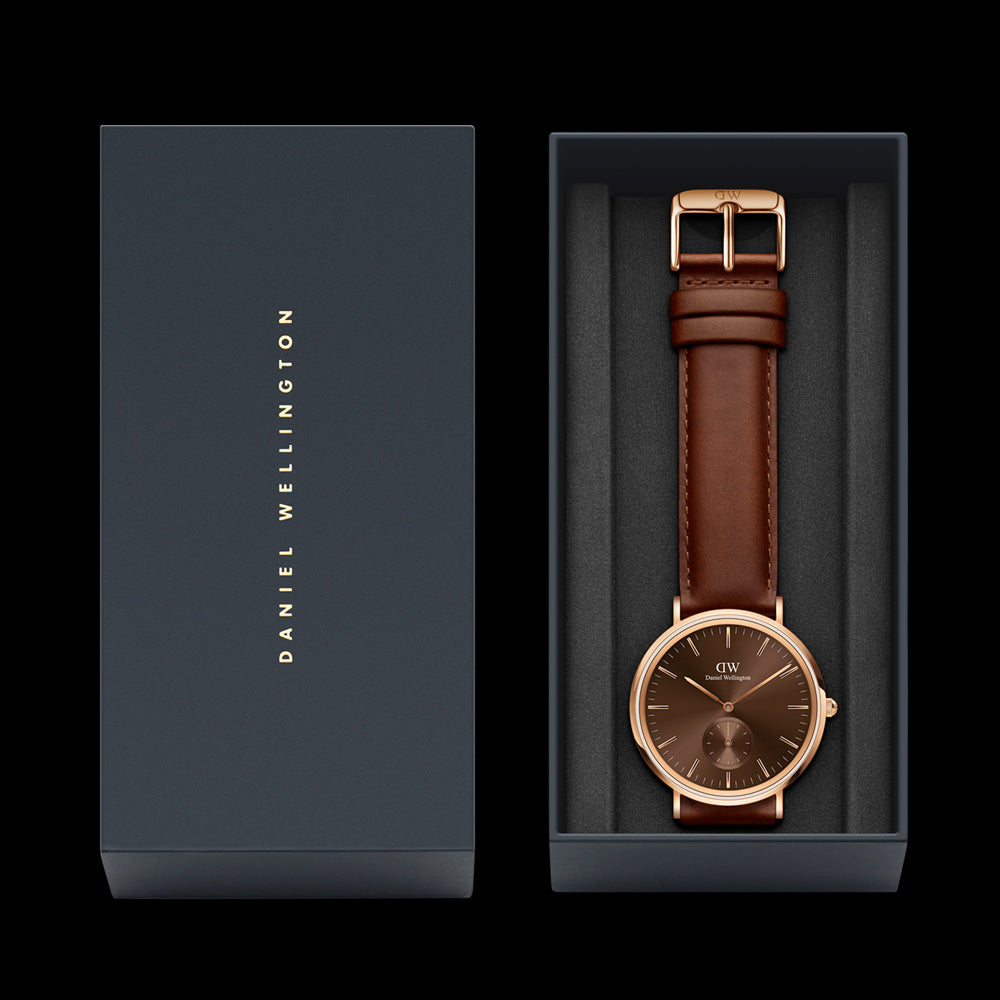 DANIEL WELLINGTON CLASSIC LEATHER MULTI-EYE ROSE GOLD AMBER DIAL WATCH - PACKAGING