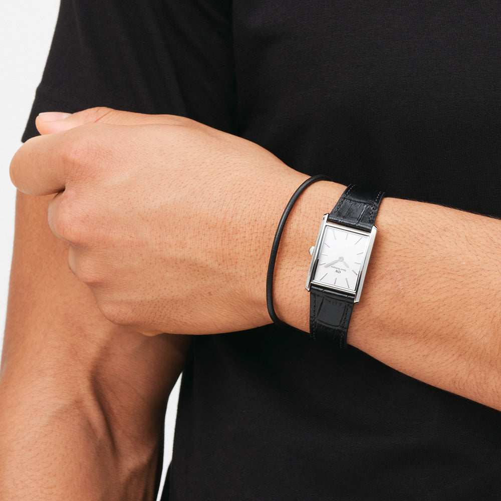 DANIEL WELLINGTON BLACK LEATHER SILVER BRACELET - WRIST VIEW