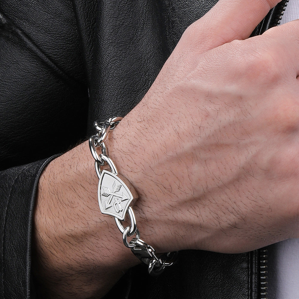 POLICE HERITAGE CREST STEEL LINK MEN'S BRACELET - WRIST VIEW