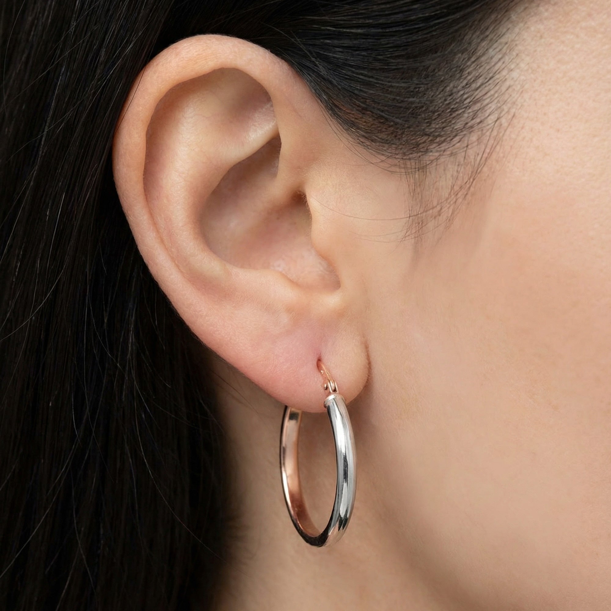 Tesoro Italian 9 Carat Rose & White Gold Hoop Earrings In Woman's Ear