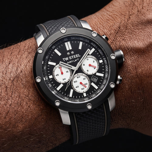 Man wearing TW Steel Simeon Panda black dial 48mm grandeur tech TS11 watch.