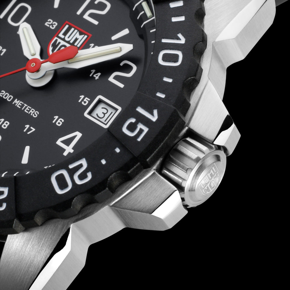 LUMINOX NAVY SEAL BLACK WATCH 3251.CB - SIDE VIEW