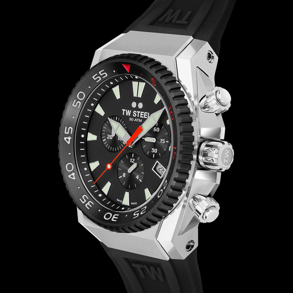 TW STEEL ACE DIVER BLACK WATCH ACE401 - SIDE VIEW