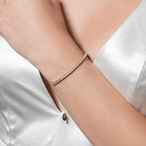 GEORGINI ICONIC BRIDAL VERA 2MM ROSE GOLD BRACELET - MODEL VIEW