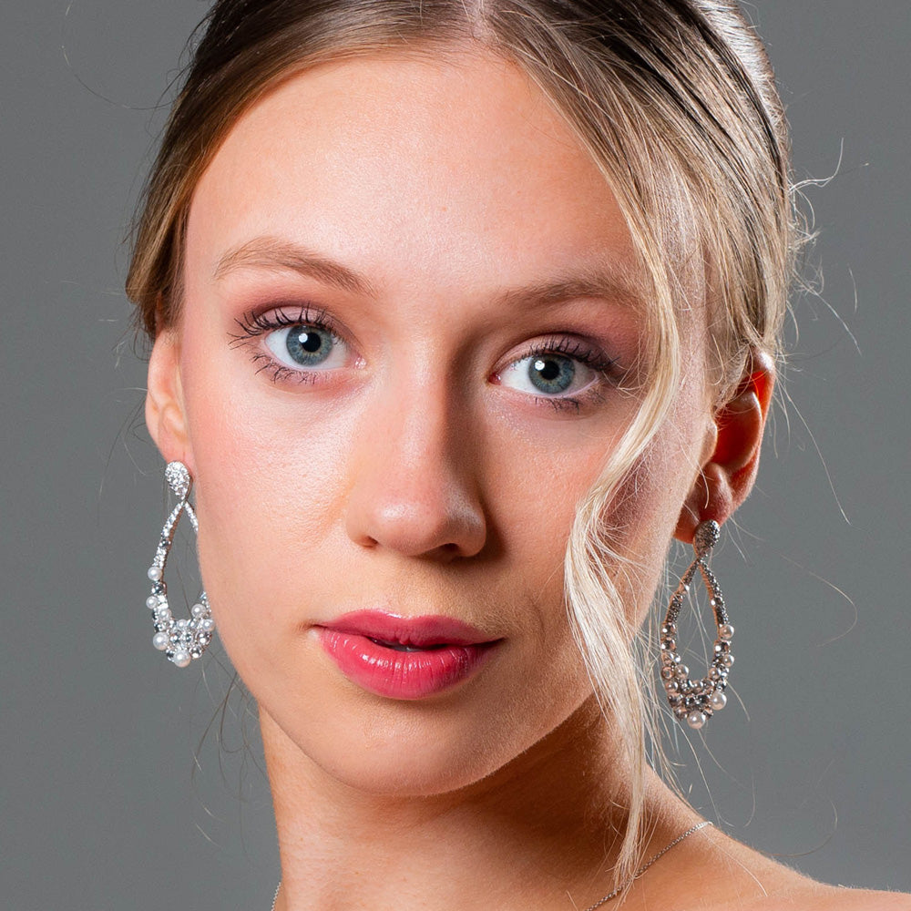 GEORGINI RED CARPET MET SILVER EARRINGS - MODEL VIEW 2