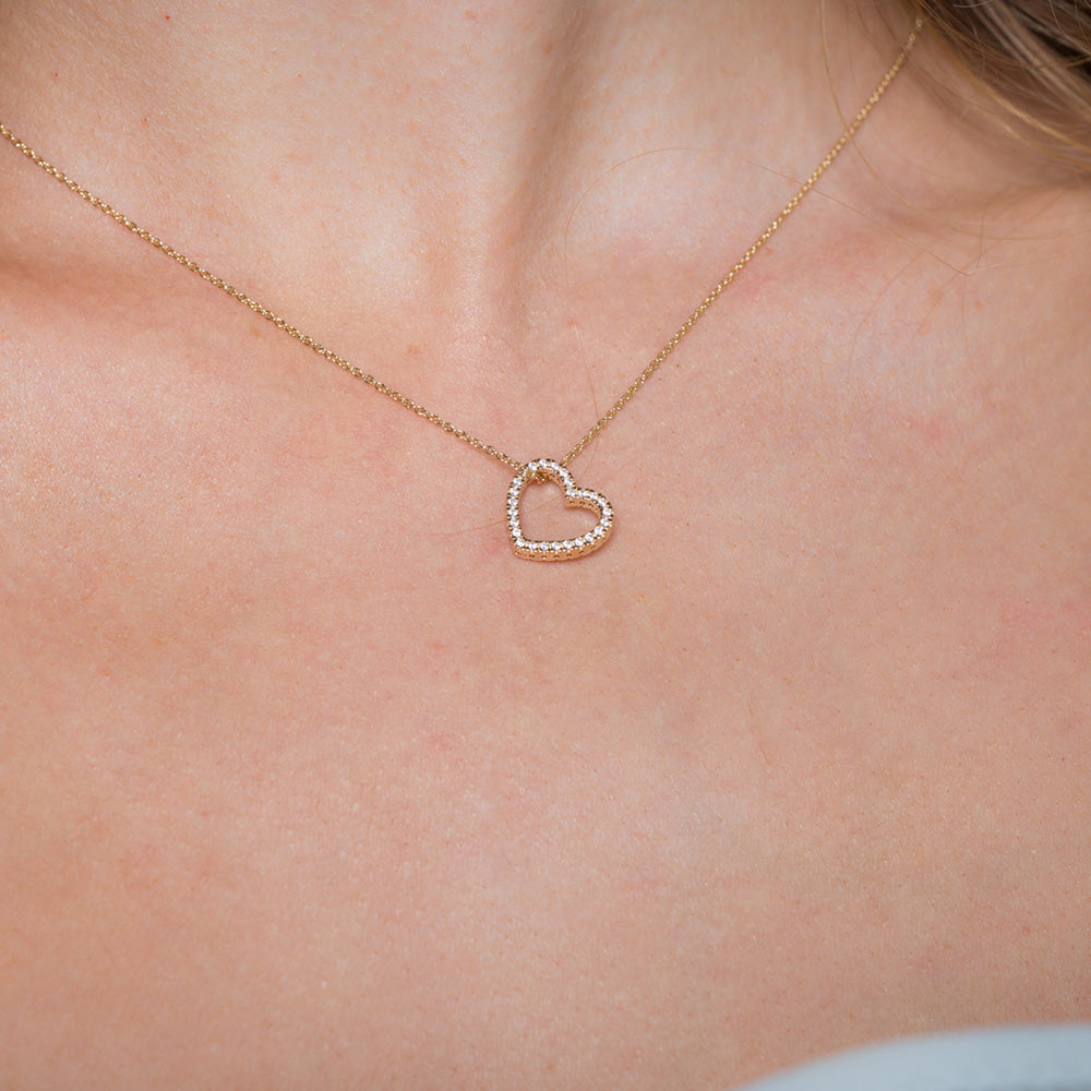 GEORGINI HERA GOLD HEART NECKLACE - MODEL VIEW