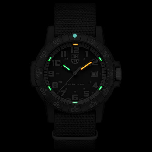 LUMINOX LEATHERBACK SEA TURTLE GIANT WATCH 0333 - ILLUMINATION VIEW