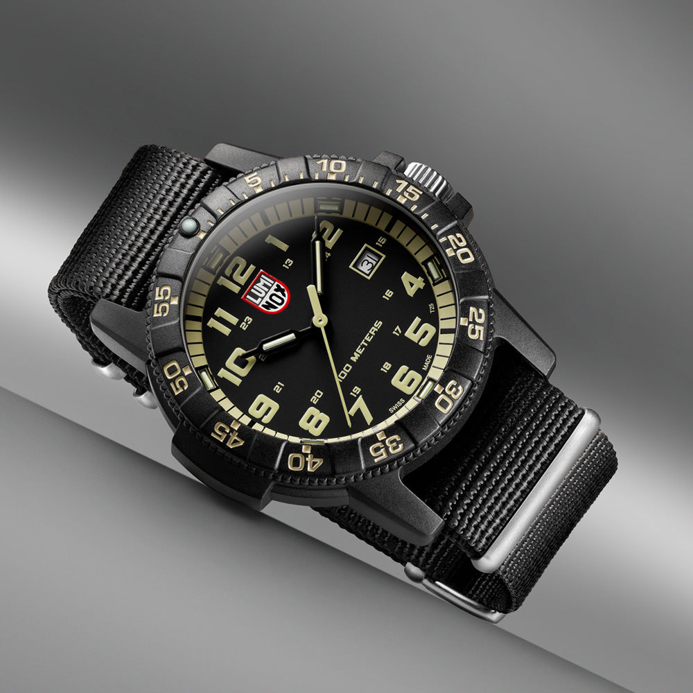 LUMINOX LEATHERBACK SEA TURTLE GIANT WATCH 0333 - BEAUTY VIEW 1