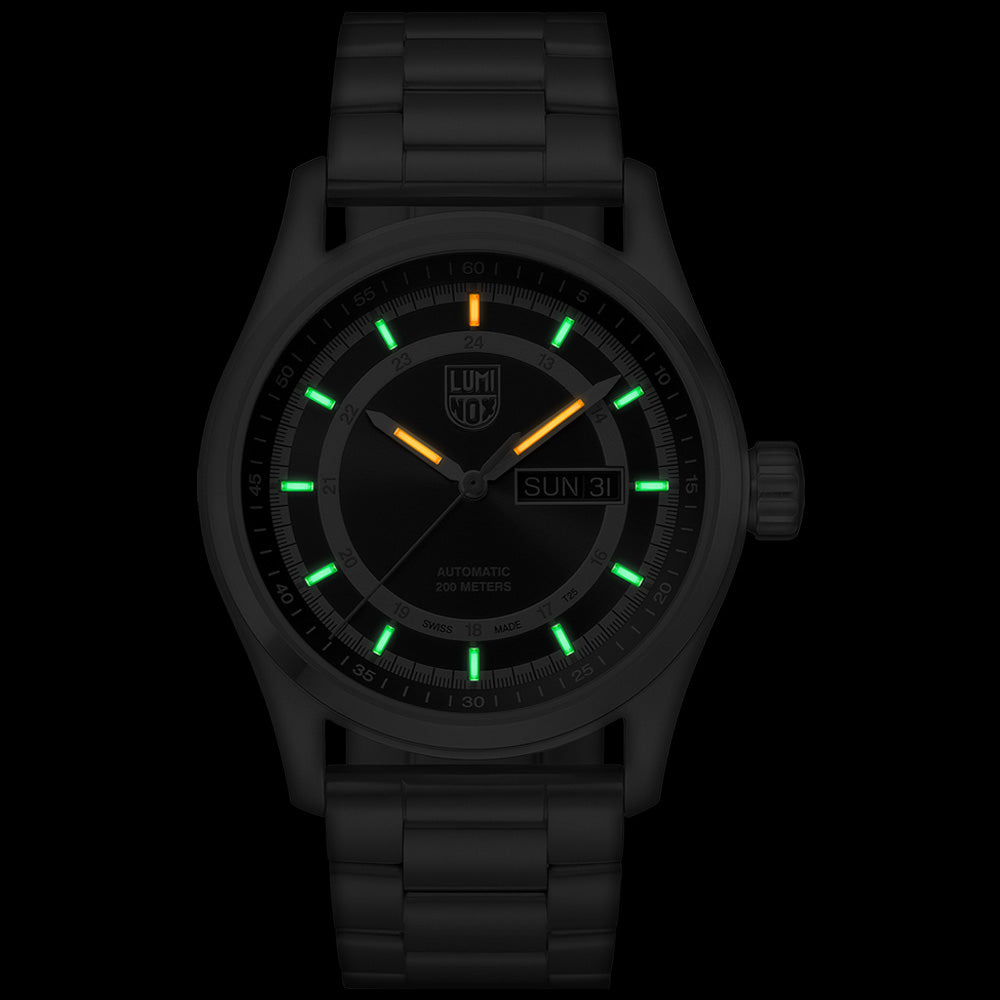 LUMINOX ATACAMA FIELD AUTOMATIC STEEL WATCH 1902 - ILLUMINATION VIEW