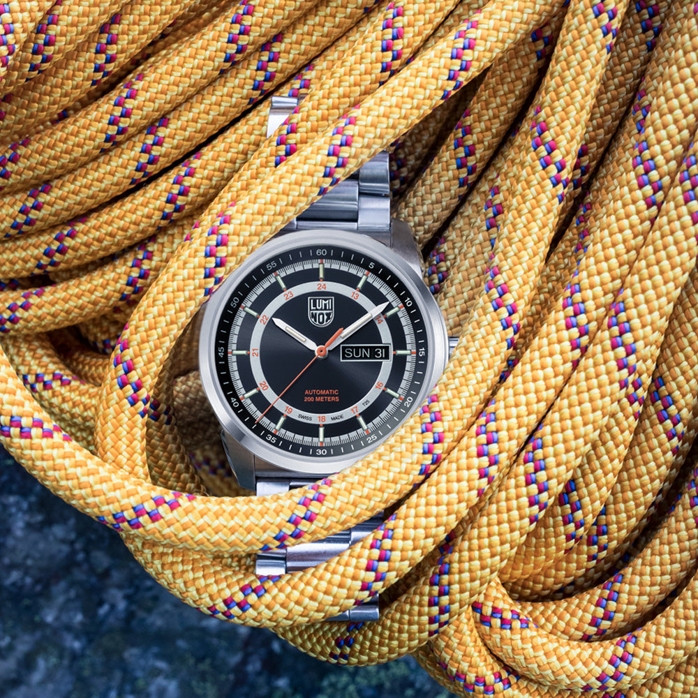 LUMINOX ATACAMA FIELD AUTOMATIC STEEL WATCH 1902 - BEAUTY VIEW 2