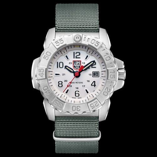 LUMINOX NAVY SEAL STEEL DIVE WATCH 3257