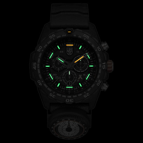 LUMINOX BEAR GRYLLS MASTER SERIES COMPASS SURVIVAL WATCH 3741 - ILLUMINATION VIEW