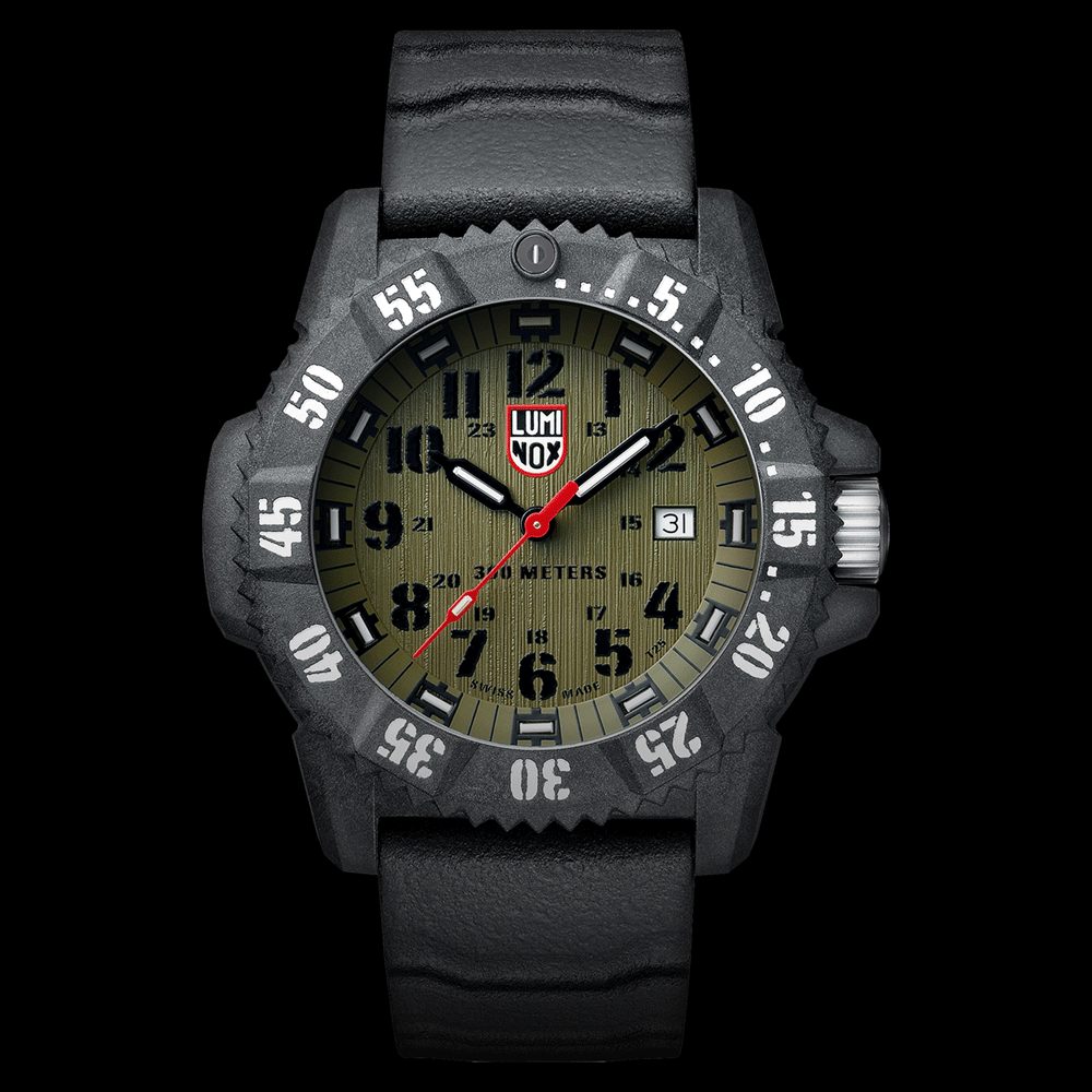 LUMINOX MASTER CARBON SEAL MILITARY DIVE WATCH 3813 - DAY/NIGHT