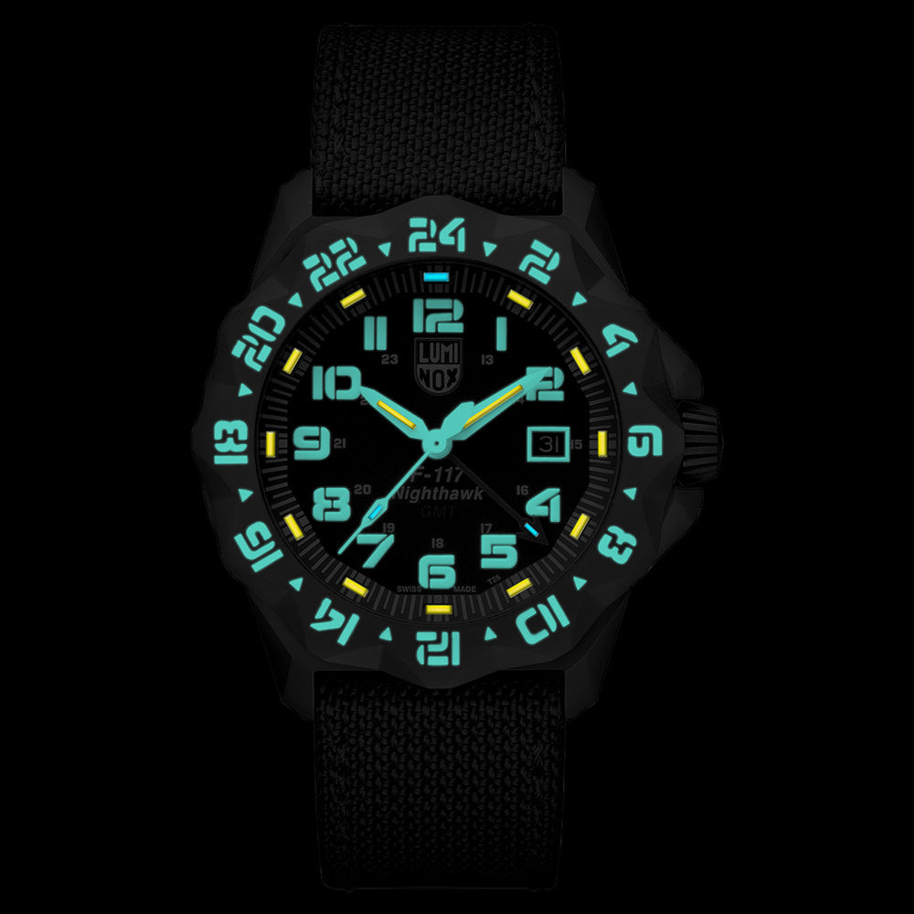LUMINOX F-117 NIGHTHAWK PILOT WATCH 6421 - ILLUMINATION VIEW
