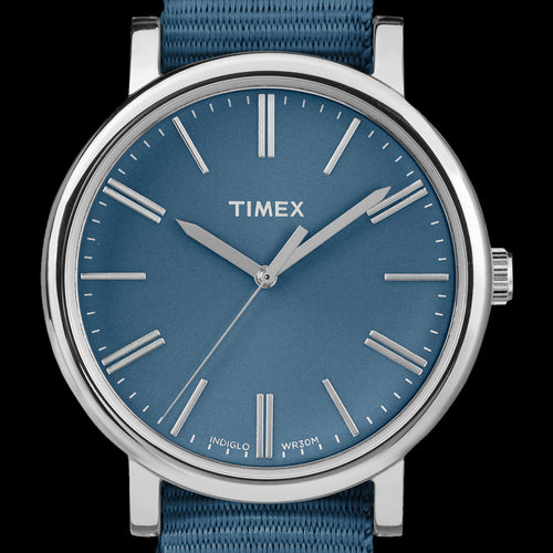 TIMEX ORIGINALS BLUE DIAL NYLON STRAP WATCH - DIAL CLOSE-UP