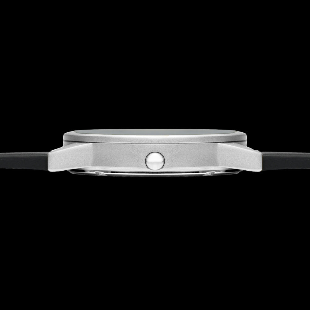 HYPERGRAND 01 SILVER BLACK CLASSIC BLACK LEATHER WATCH - SIDE VIEW
