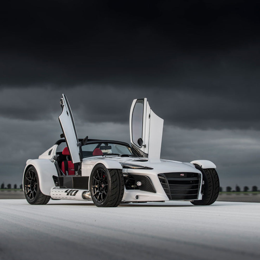 TW STEEL DONKERVOORT 40TH ANNIVERSARY LIMITED EDITION WATCH TW983 - CAR