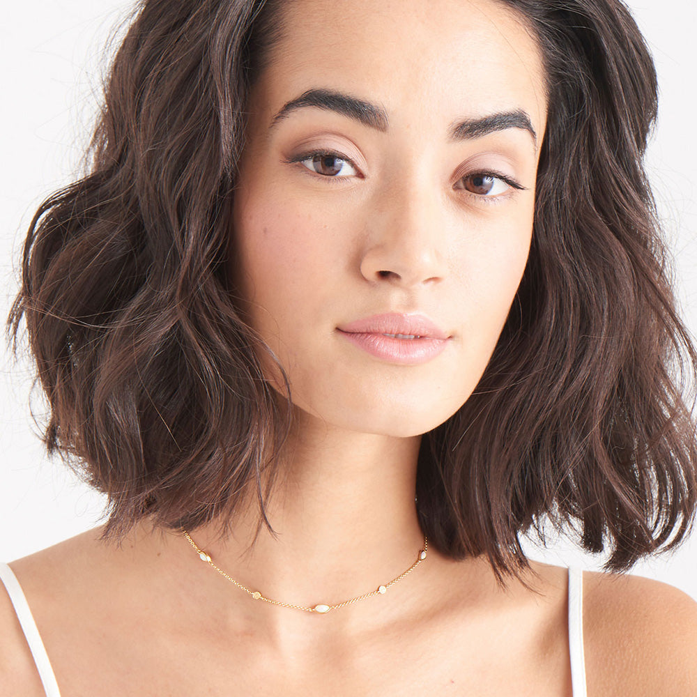 ANIA HAIE MINERAL GLOW GOLD OPAL COLOUR 33-38CM NECKLACE - MODEL VIEW