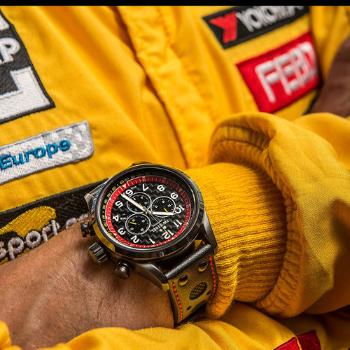 TW STEEL TOM CORONEL RACING TCR SPECIAL EDITION SWISS VOLANTE WATCH SVS303 - WRIST VIEW 1