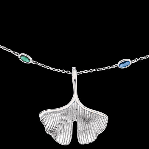 ENGELSRUFER SILVER JOYNATURE 80CM GINKGO DRAGONFLY NECKLACE - GINKGO LEAF CLOSE-UP