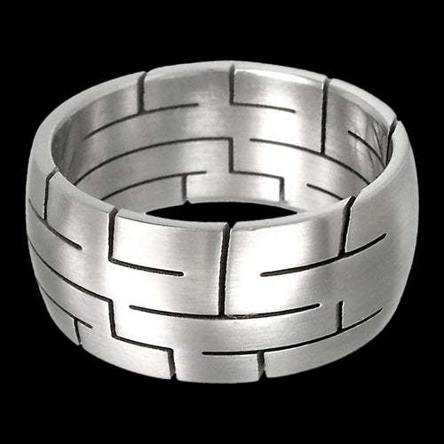 STAINLESS STEEL MEN’S GEOMETRIC MAZE  RING - FRONT VIEW