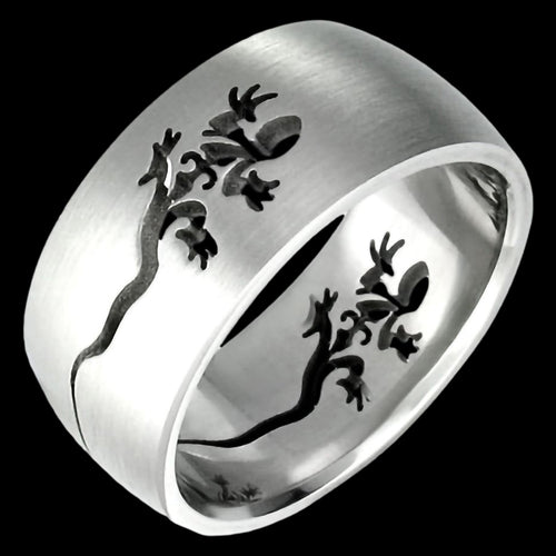 STAINLESS STEEL MEN’S LIZARD CUT-OUT RING