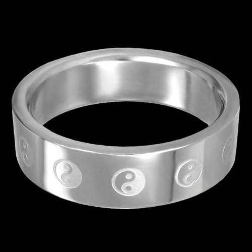 STAINLESS STEEL MEN’S YIN YANG TAO RING - FRONT VIEW