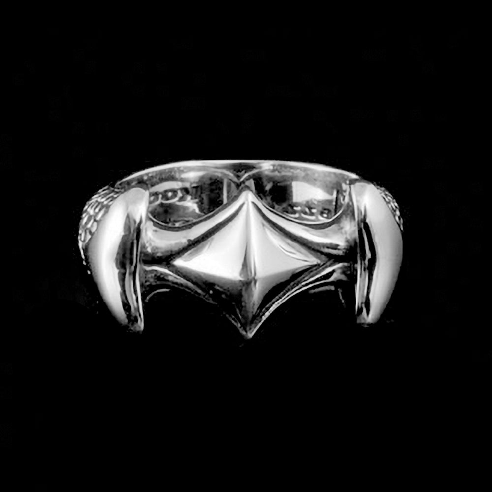 KOOLKATANA STAINLESS STEEL KNIGHT'S POINT RING - FRONT VIEW
