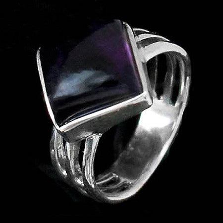 STERLING SILVER AND AMETHYST RING