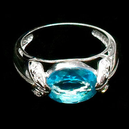 STERLING SILVER BLUE TOPAZ LADIES RING - 2