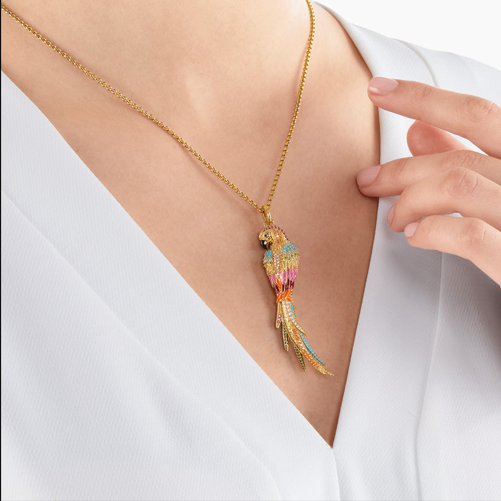 THOMAS SABO GOLD RAINBOW PARROT PENDANT - MODEL VIEW
