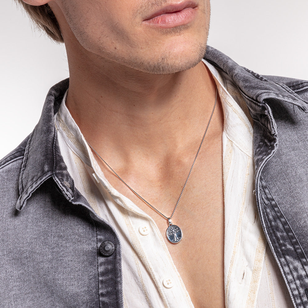 THOMAS SABO SILVER TREE OF LOVE OVAL MEDALLION PENDANT - MALE MODEL VIEW