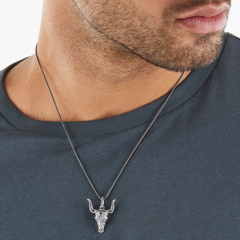 THOMAS SABO BUFFALO HEAD PENDANT - MALE MODEL VIEW