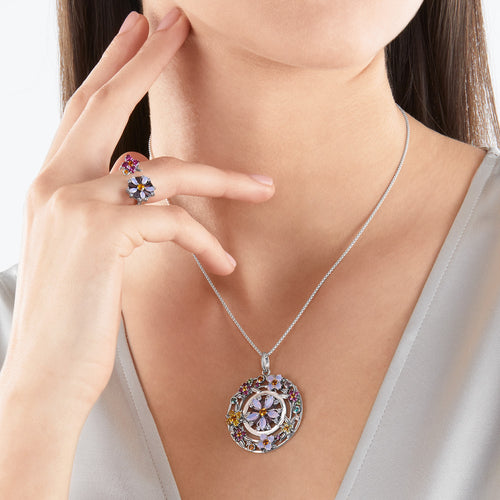THOMAS SABO SILVER FLOWERS PENDANT - MODEL VIEW