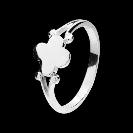 STERLING SILVER SIGNET CLOVER RING