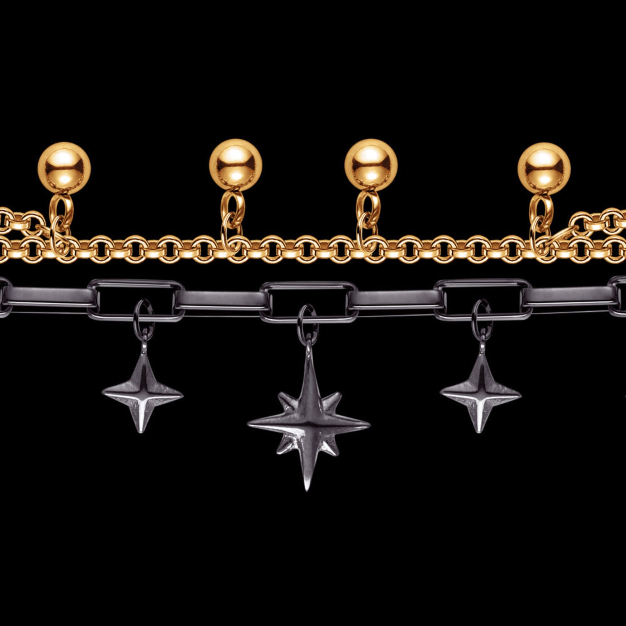 Close-up of an Engelsrufer wind rose gold and black boho pearl bracelet.